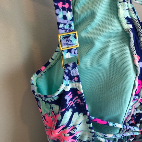 SOLD Lilly Pulitzer Isle Lattice One Piece Swim - Picture 5 of 6